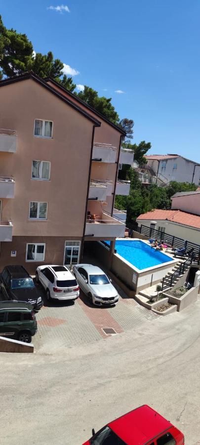 Apartments Vila Adrijana & Fitness Studio Wolf Bv Башка-Вода Экстерьер фото