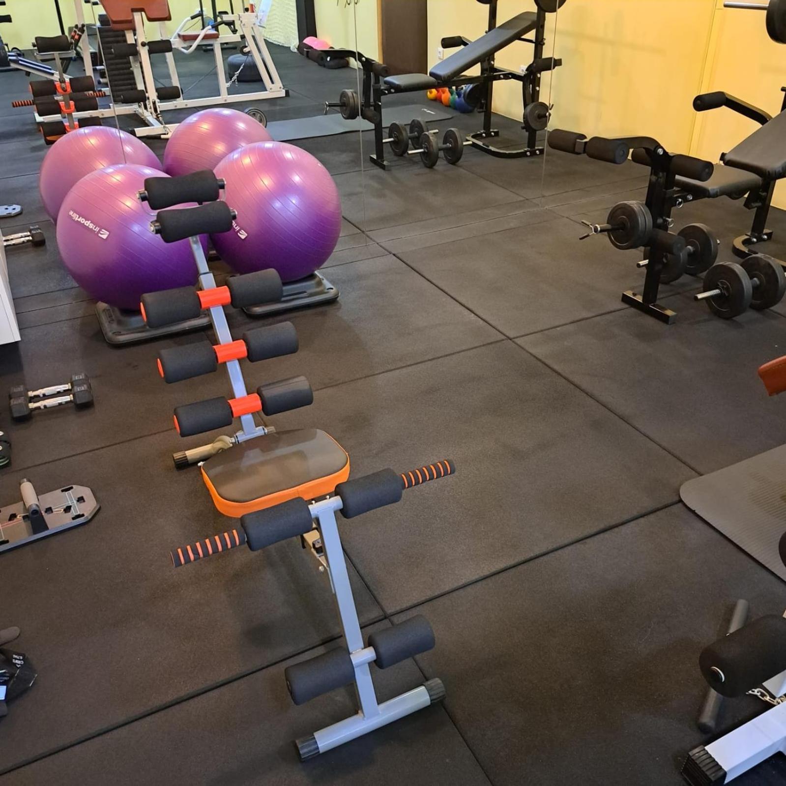 Apartments Vila Adrijana & Fitness Studio Wolf Bv Башка-Вода Экстерьер фото